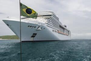 Cruzeiros Saindo do Rio de Janeiro